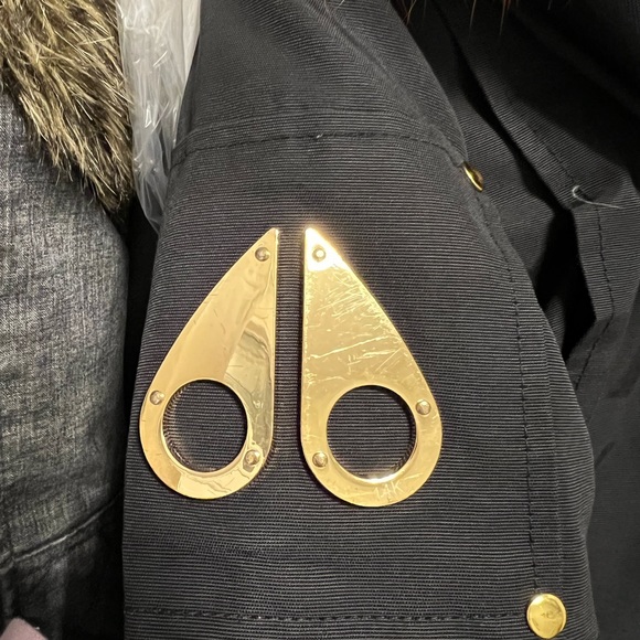 Women’s Navy/gold Moose Knuckles Parka - size sm - Picture 3 of 4